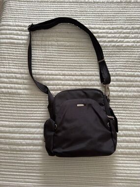 Travelon Black Crossbody Bag